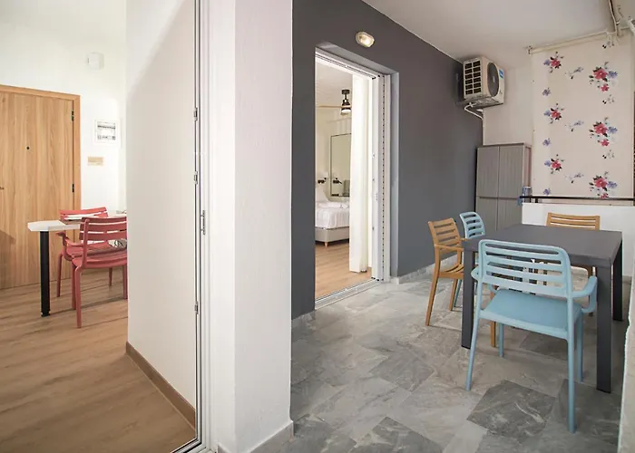 Happy Place In The Center Appartement Kalamata