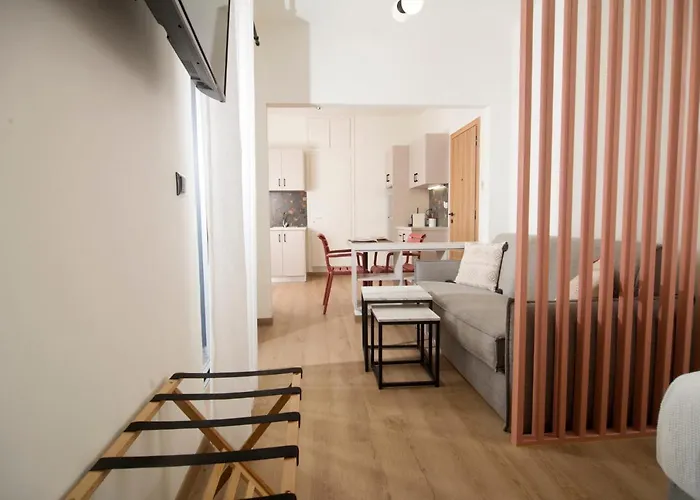 Happy Place In The Center Kalamata