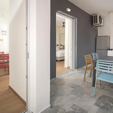 Happy Place In The Center Apartment Kalamata